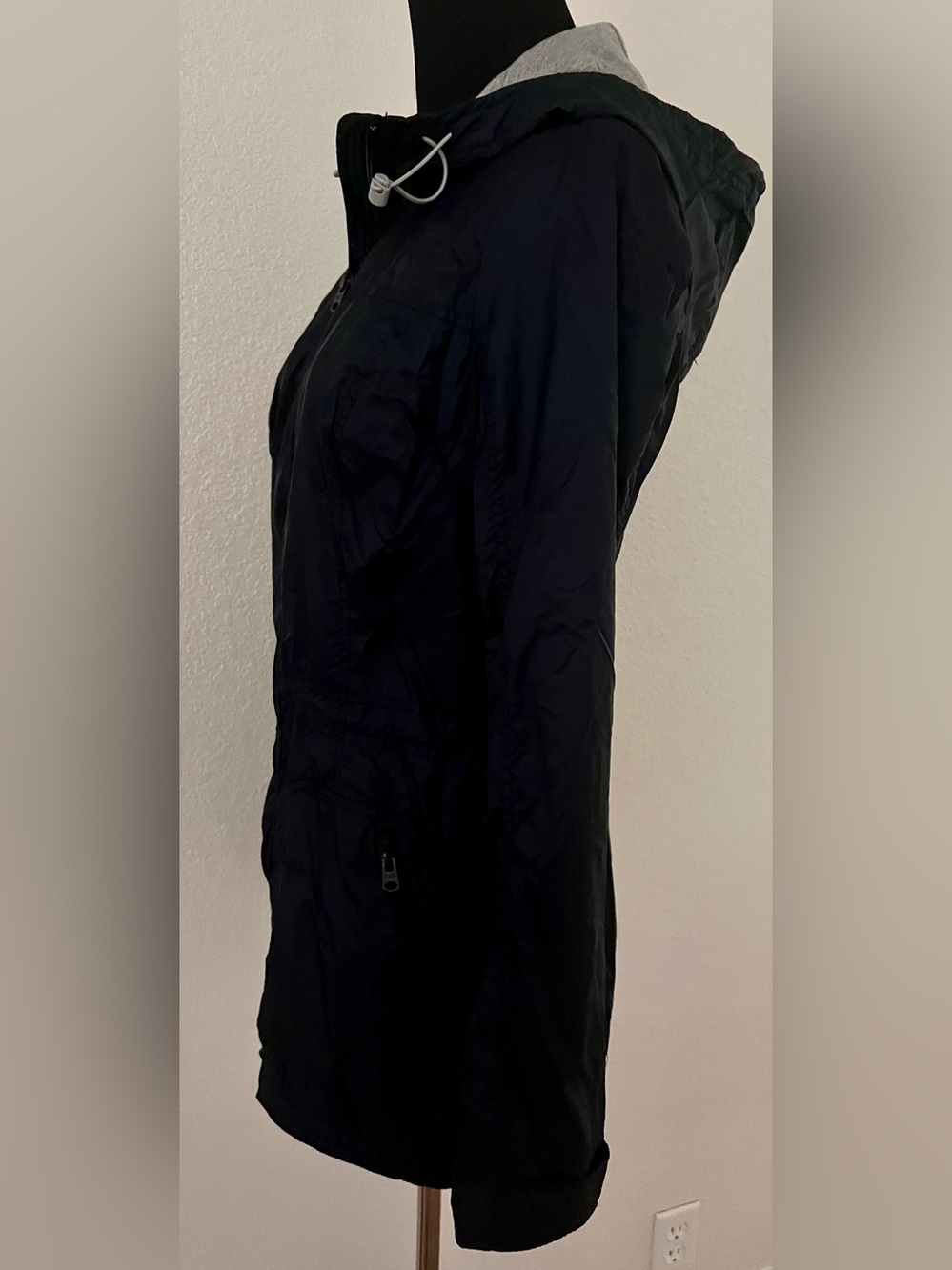 Abercrombie & Fitch Navy Hooded Utility Jacket with Gray Lining - Picture 3 of 6